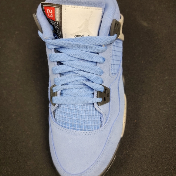 Jordan 4 University Blues size 7 Y 280 main image 6
